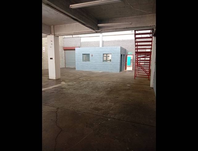 Industrial property to rent in HERIOTDALE